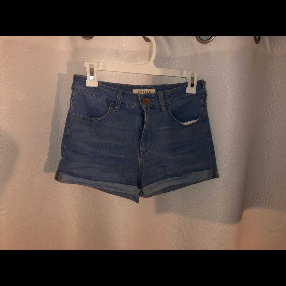 PAC SUN shorts